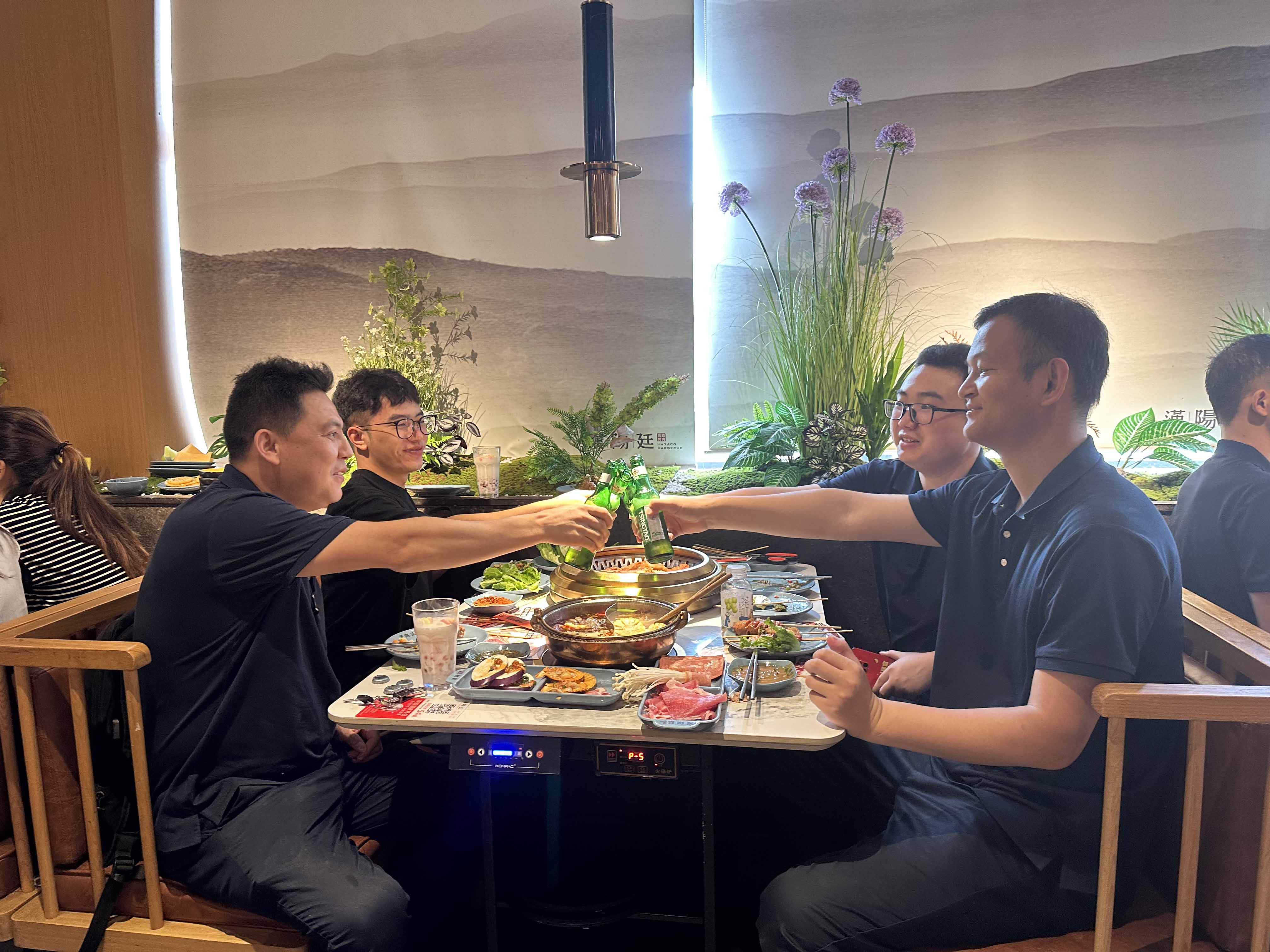 久信達(dá)科技公司員工齊聚光明區(qū)蠄蜍石，開啟活力爬山之旅暨團(tuán)建活動(dòng)(圖5)